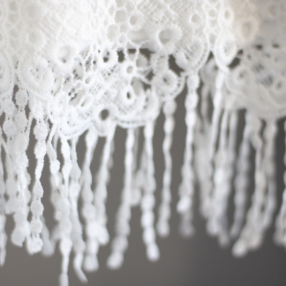 Rancho Estancia white lace shorts size medium - Picture 3 of 5